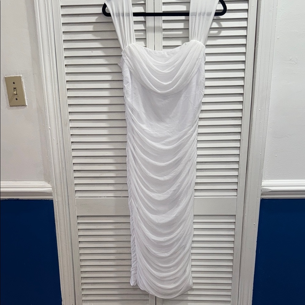 White Sheath Dress by Pretty Garden